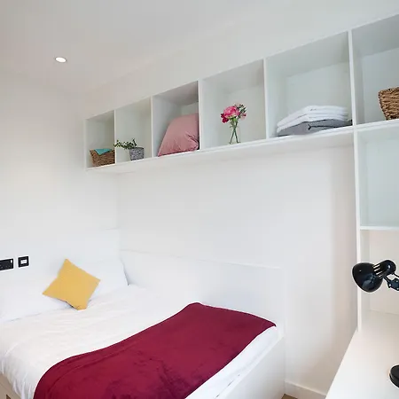 Ξενοδοχείο Of 3*